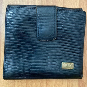 Vintage 90s Liz Claiborne Negro Cuero grueso Croc Print Pequeña Snap Flap Wallet