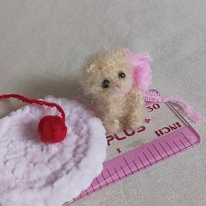 Crochet miniature kitten Tiny cat for Blythe doll Mini teddy cat Cute personalized gift Plush Stuffed Animal Mini amigurumi cat