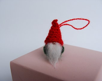 Tiny Christmas gnome. Miniature gnome 1 inch. Сhristmas decor for miniature house. Amigurumi gnome. Crochet gnome. Gnome decoration. Present