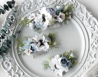 Blue flower hairpiece,Woodland wedding,Wedding hair comb,Bridal flower comb,Flower accessories,White hair comb,Flower headpiece
