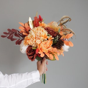 Orange wedding bouquet,Rust terracota wedding bouquet, Fall wedding,Bridal bouquet,Orange rust peach flowers,Terracotta flower bouquet,