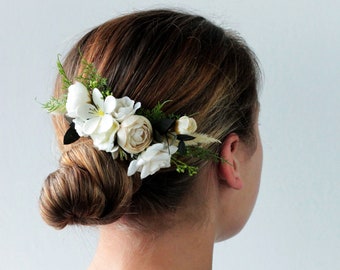 Ivory flower comb wedding,Rustic floral hair comb,Bridal hair comb,Flower hair pins, Wedding flower hair clip
