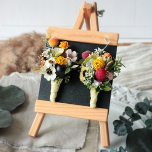 Summer wedding flowers,Wedding buttonhole,Flower boutonniere,Romantic wedding,Groom&#39;s boutonniere,Colorful boutonniere,Pocket boutonniere