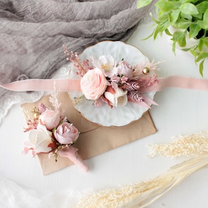 Creamy pink boutonnieres,Blush pink velvet boutonniere,Boho wedding,Dusty rose wedding accessories,Floral accessories,Boho boutonniere