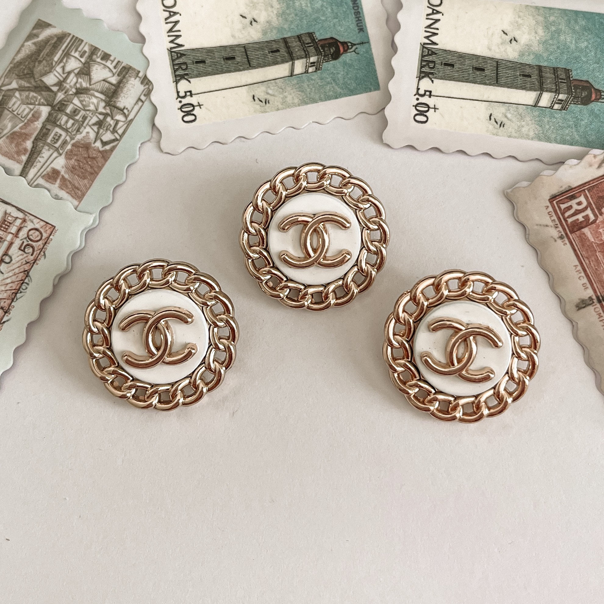 Chanel Buttons for sale | Only 2 left at -65%