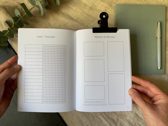 PAPIER Planificateur A5 2024 pré-rempli Inspiré du Bullet Journal