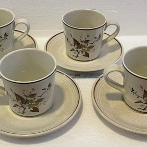 4 Vintage Royal Doulton Wild Cherry Cup & Saucer Sets 1038 Lambreth England