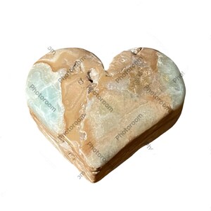 Small Tianhe Heart Shape Crystal 33 grams