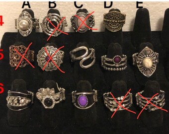 New w/out Package Paparazzi Rings 2