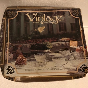 Vintage Anchor Hocking 8 Piece Glass Snack Set Fruit Grapes Box