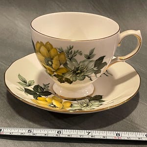 Vintage Queen Anne Bone China Teacup Saucer Yellow Green Flowers Floral England 8520