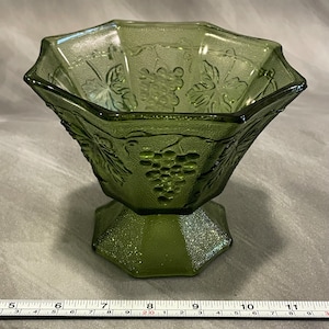 Vintage Grapes Leaves Green Glass Candy Dish Bowl