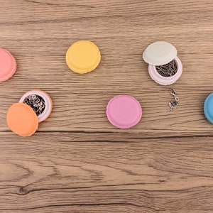 Macaron stitch marker case, Notions Tin, Lightbulb Stitch Markers, Removable Stitch Markers for Knitting, Rose Charm, Progress Keepers