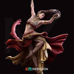 Puede incluir: Escultura detallada de una bailarina en movimiento, con un traje rojo y dorado con intrincadas joyas de oro. La pose de la bailarina es dinámica, con los brazos extendidos y tela fluida. El fondo es oscuro, enfatizando la forma de la figura.