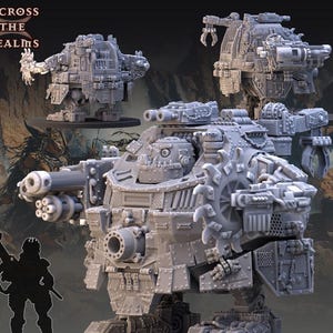 Könnte beinhalten: Drei detaillierte, graue Miniatur-Kriegsmaschinen mit komplizierten mechanischen Designs. Das Bild zeigt mehrere Modelle, die verschiedene Waffenkonfigurationen und Roboterarme präsentieren. Der Text "ACROSS THE REALMS" ist oben links sichtbar.