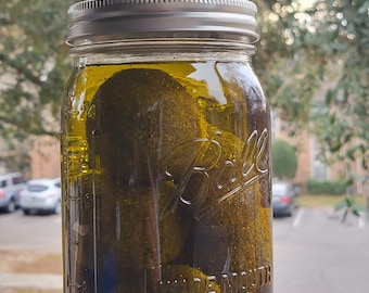 Pickled SHANKLISH in olive oil.
