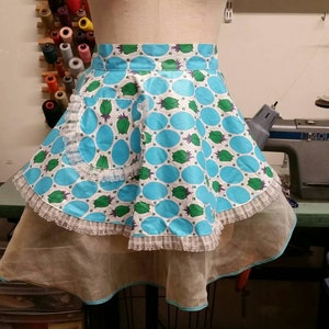 Vintage apron, turquoise & green cotton chintz and organdy, 1950s, reversible, double, sided half apron, in great condition! 50&#39;s housewife