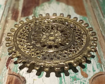 Brass Round Trivert,Plant Stan, Kettle Pot Stand