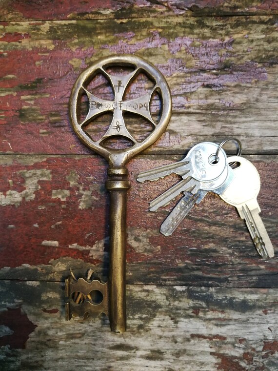 Maltese Cross Skeleton Key Large 6.37 Inches Solid Brass Engraved