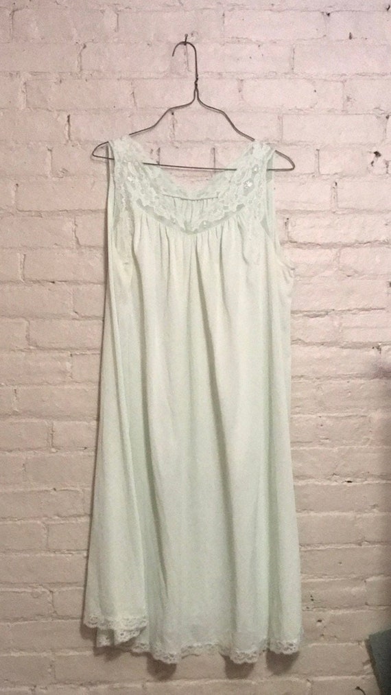 Vintage Pale Mint Green Lace Embroidery Slip Night