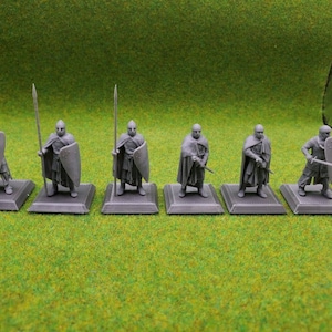 Reconquer miniature Medieval 28mm 12th Century Iberian Court Guards Set