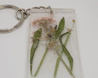 Dried flower keychain