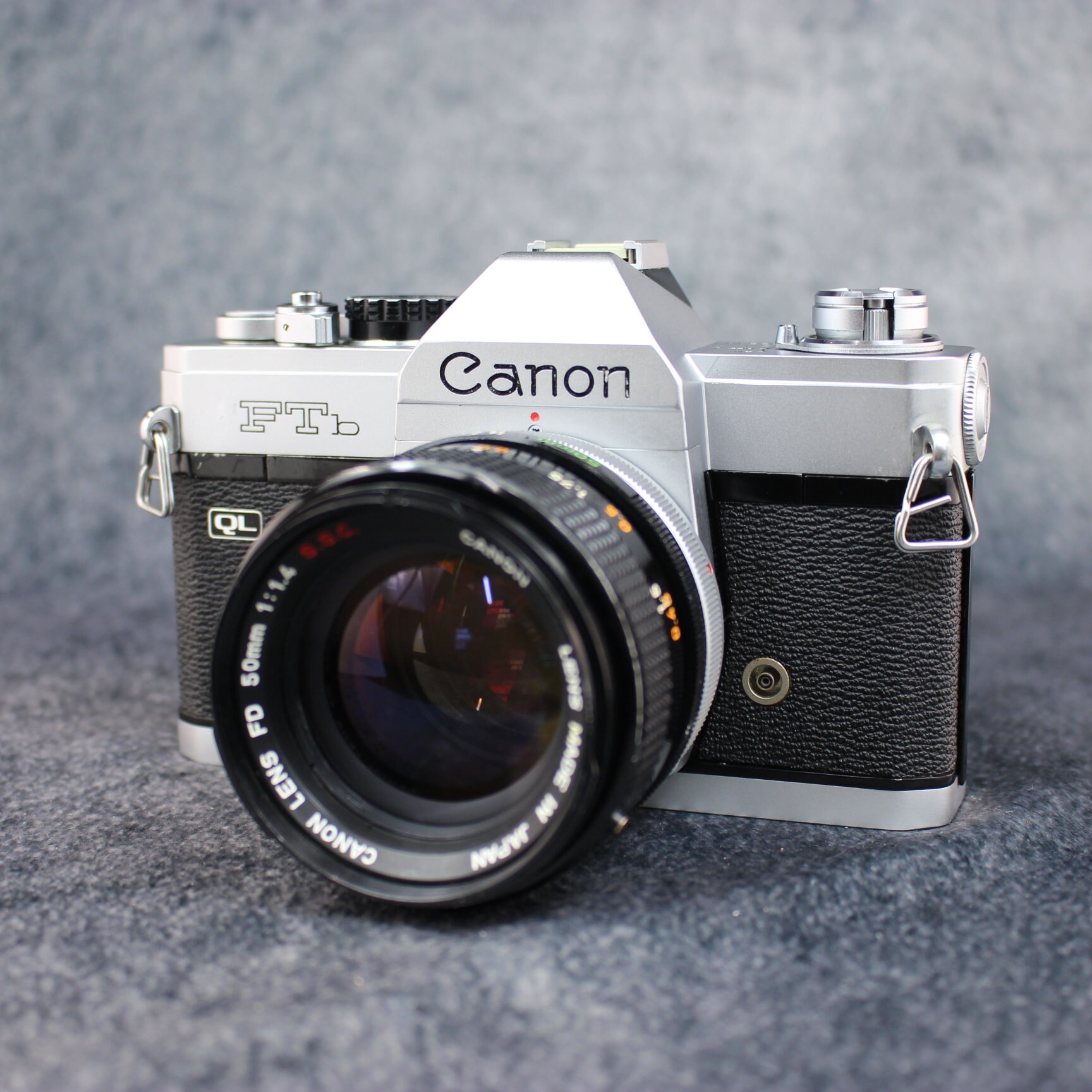 Canon Ftb QL Film Camera With FD 50mm 1:1.4 S.S.C. Lens - Etsy