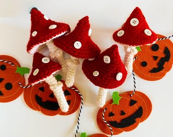 Crochet Fly Agaric Mushroom Pattern, Halloween Crochet Decor PDF, Amigurumi Mushroom Tutorial, Toadstool Ornament, Autumn Crochet Pattern