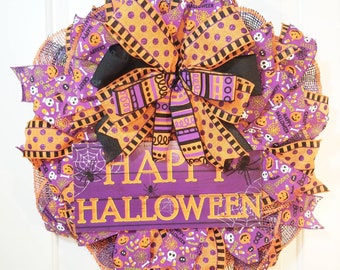 Happy Halloween Wreath, fall front door, Halloween front door, spiders, Halloween decor, fall decor, spooky, purple and orange, thin wreath