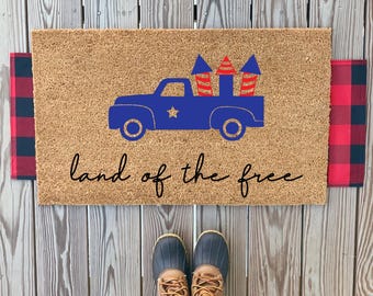 Deurmat Land van de gratis vrachtwagen en vuurwerk | Rood, witte en blauwe sterren | 4 juli | Stars & Stripes-mat | Zomerdecor veranda buiten
