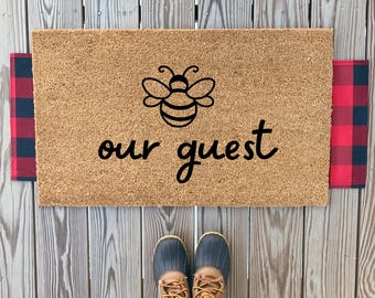Bumble Bee, onze gastendeurmat | Welkomstmat lente buiten | De lente is begonnen | Schattig verandadecor | Welkom Thuis | Aangepast housewarmingcadeau