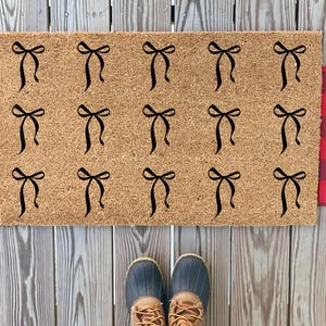 Black Coquette Bow Pattern Doormat | Cute Ribbon Doormat | Cute Front Doormat | Girly Welcome Mat | Aesthetic Doormat | Girly Home Decor