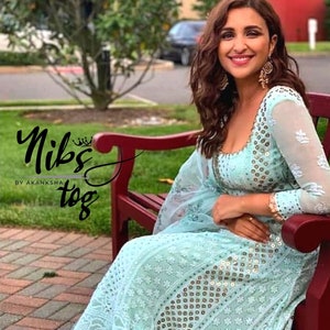 Chikankari Anarkali con Dupatta, Ring Mukaish work / Lucknowi Chikankari Anarkali Traje de boda / Color personalizable / Vestido de novia indio