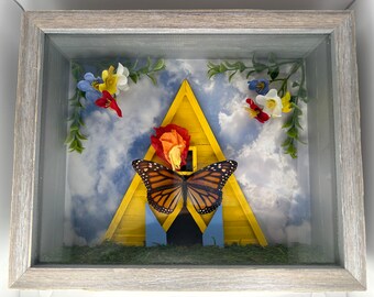 Custom Midsommar Monarch Butterfly Display