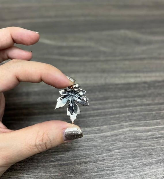 925 Sterling Silver Maple Leaf Pendant – Nature-inspired Fall