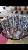 Chocolate caramel pretzel rods 1/2 dozen