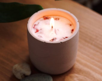 Concrete candle, soy wax, handmade cement pot