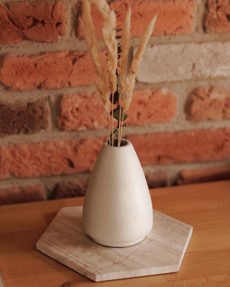 Vase for flowers, pot for buds, concrete, handmade image 8
