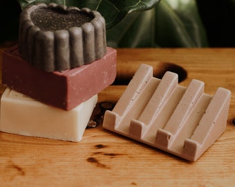 Jabonera de hormigón hecha a mano | Jabonera minimalista | Accesorio de baño moderno | Jabonera decorativa de cemento