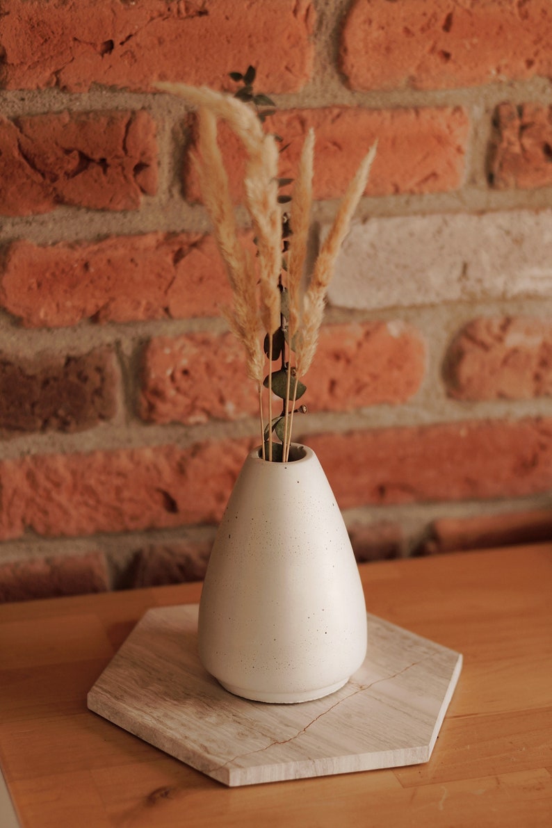 Vase for flowers, pot for buds, concrete, handmade image 1