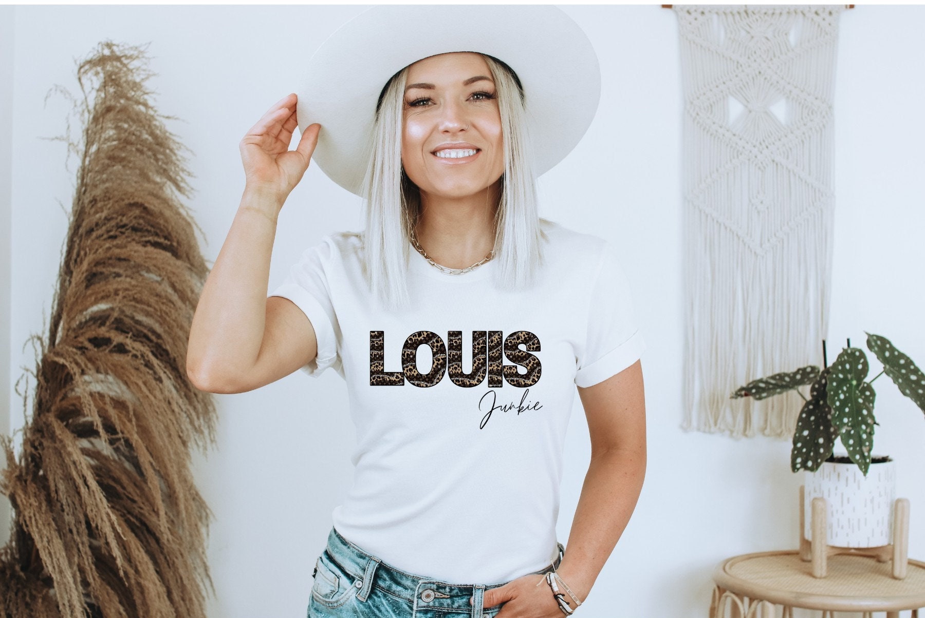 Louis Vuitton Womens T Shirts 