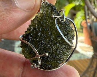 Chlum Moldavite Tektite Sterling Silver Pendant - 8.24 g