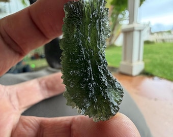 Besednice Spikey Drop - 10.5 g Moldavite Tektite - Collectible