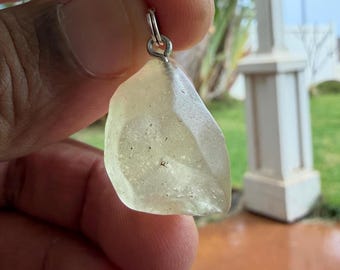 5.79 g Libyan Dessert Glass Pendant