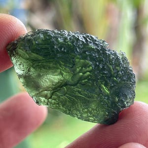 12.9 g Museum Quality Powerful Moldavite Tektite - Chlum
