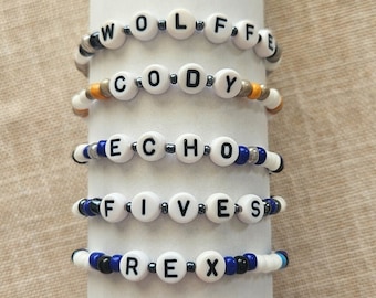 Braccialetto identificativo Clone Trooper - Braccialetto Clone Wars - Rex-Fives-Echo-Cody-Wolffe-501st - Braccialetto ispirato a Star Wars - Braccialetto elastico