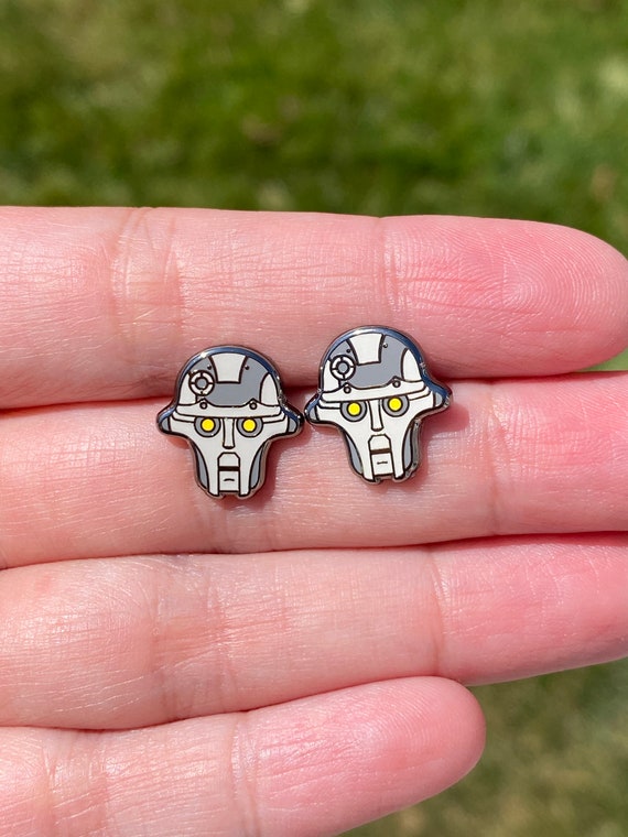 Huyang Stud Earrings, hard enamel