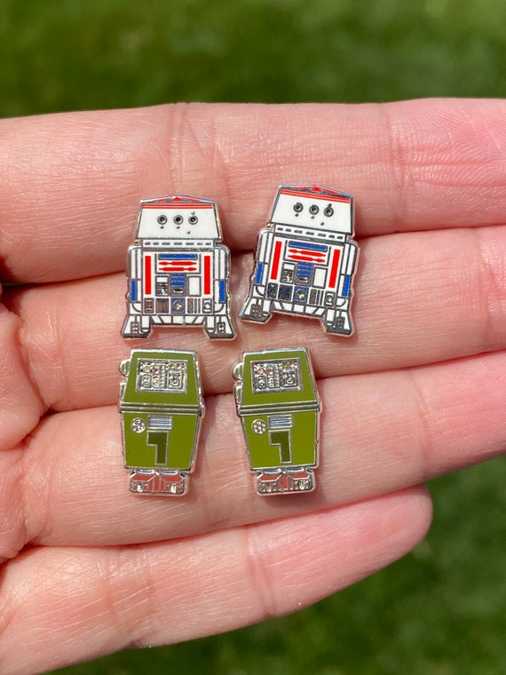 Cute Robots studs earrings enamel silver plated