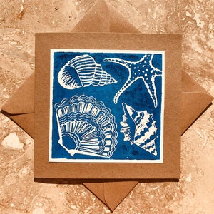 Biglietto d'auguri con intaglio in linoleum stampato a mano con conchiglie, compleanno estivo, anniversario, nota di ringraziamento, festa della mamma, biglietto estivo