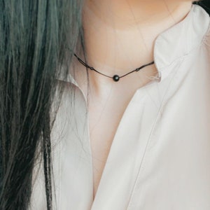 Schwarze Perlenhalskette, einstellbare schwarze Perlen Halsband, Geschenk mit Sonderbotschaft, Perlenschmuck